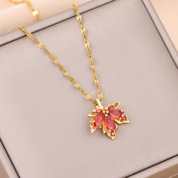 Gold Filled Cubic Zirconia Leaf Necklace - Picture 1 of 1